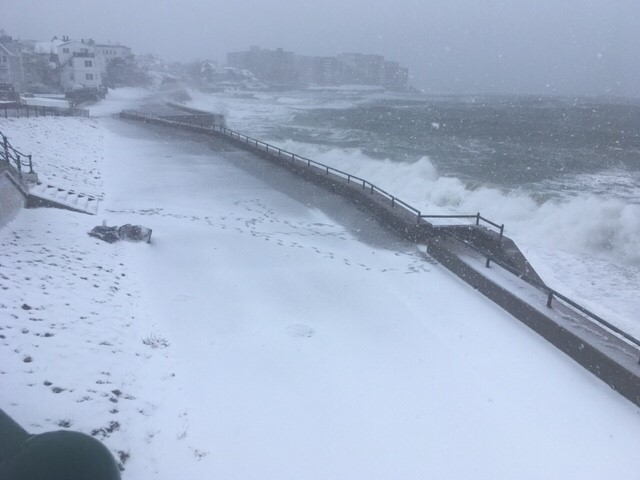 Inside the outer sea wall looking at the inner sea well. Spray dangerously close. Looking north. Photo: Weatherboy