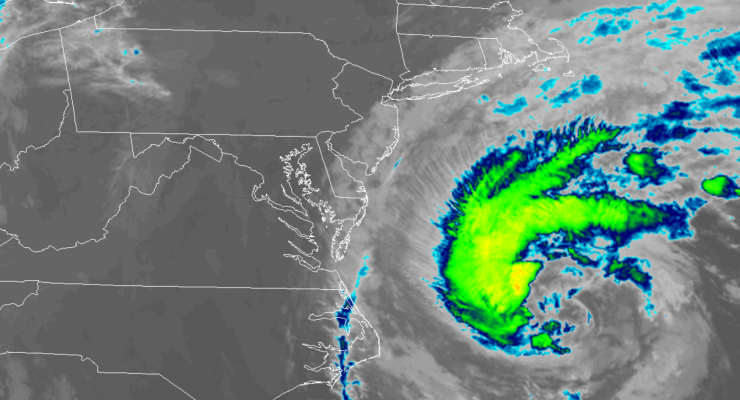 Hurricane Jose Lingers Off Mid Atlantic Coast