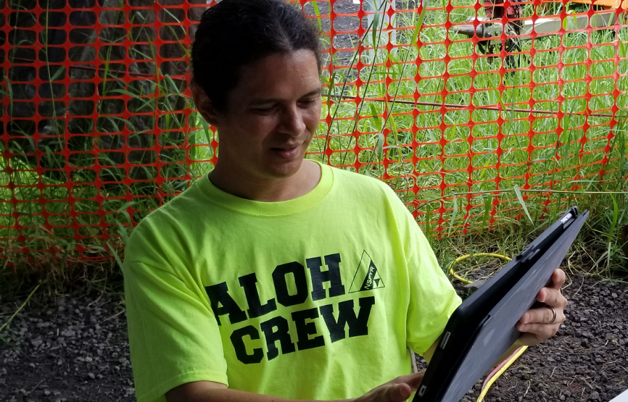 Phil Ong describes his latest creation, the Eruption Lens, near the site of the 2018 Lower East Rift Zone Eruption of Kilauea on the Big Island of Hawaii. Photograph: Weatherb