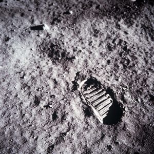 President Trump hopes to put more footprints of American women and men on the Moon's surface by 2024. Image: NASA