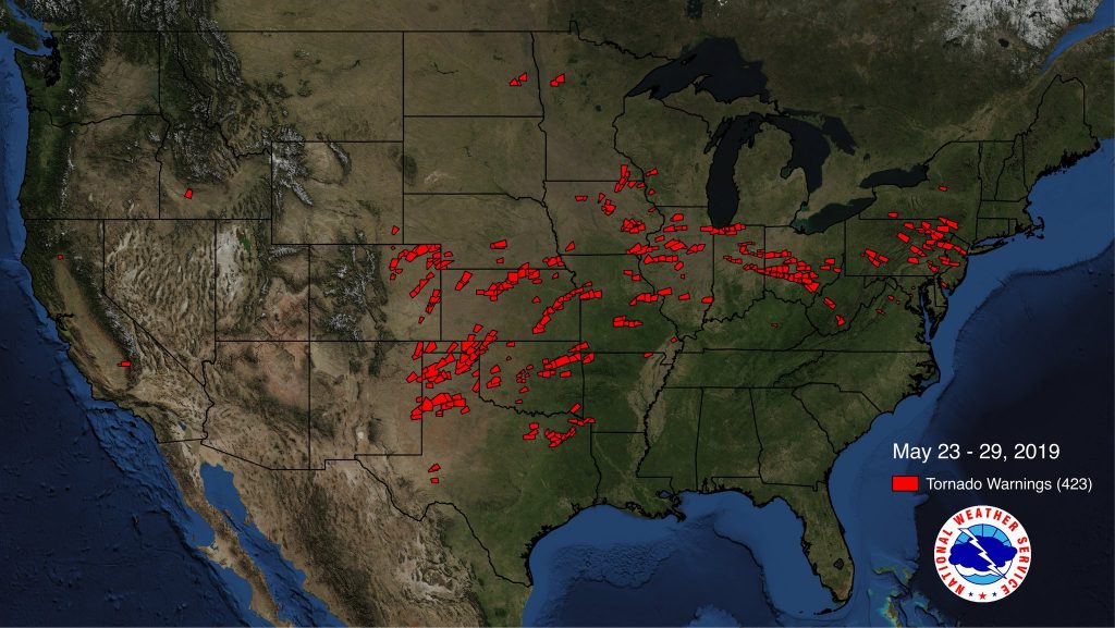  forecast offices issued a combined 423 Tornado Warnings for portions of 27 states. Image: NWS